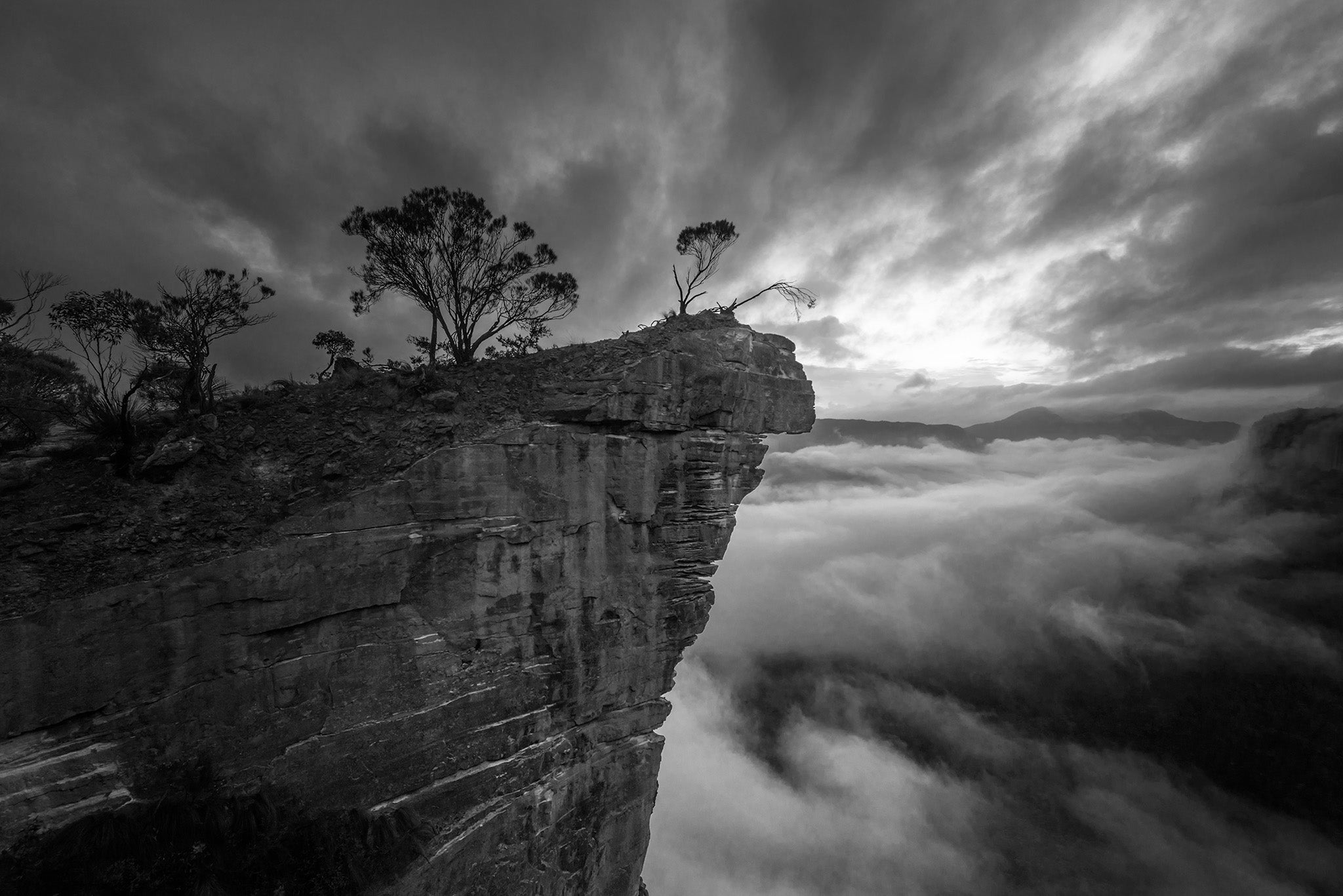 Mountains fine art print - photograph of Hanging Rock, Blue Mountains, NSW